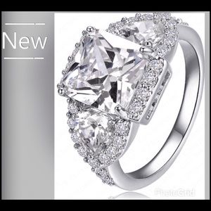 New 3- Stone Ring size 7&8